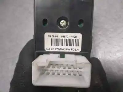 Second-hand car spare part left front power window switch for kia cee´d concept oem iam references 935701h120  