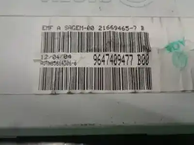 Second-hand car spare part multifunction display for citroen c2 audace oem iam references 9647409477  