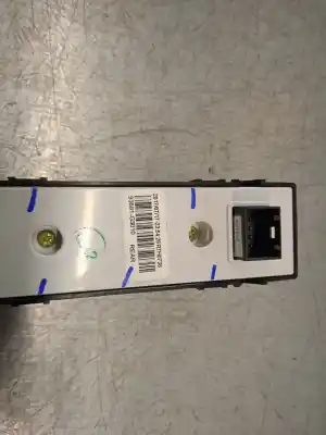 Автозапчастина б/у передній правий віконний вимикач для hyundai i30 (pde, pd, pden) 1.0 t-gdi посилання на oem iam 93581g3010  