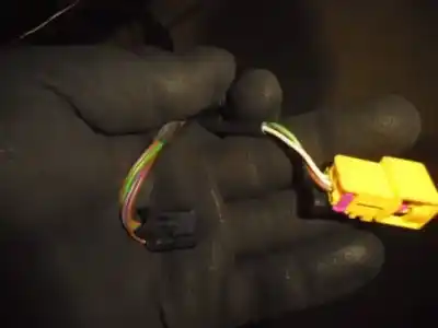 Peça sobressalente para automóvel em segunda mão assento dianteiro direito por seat leon st (5f8) reference plus referências oem iam 1669408  1669408