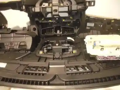 Автозапчастина б/у панель приладів для renault fluence dynamique посилання на oem iam 681003101r  