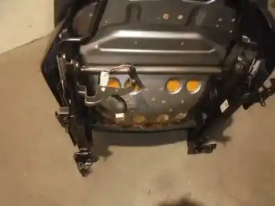 Peça sobressalente para automóvel em segunda mão assento dianteiro esquerdo por mazda 2 (de_, dh_) 1.3 (de3fs) referências oem iam dj018818063  dj018818063