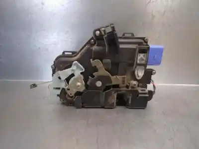 Second-hand car spare part left front door lock for volkswagen caddy ka/kb (2k) 1.9 tdi oem iam references 3d1837015  