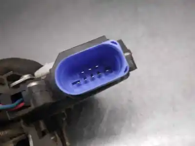 Second-hand car spare part left front door lock for volkswagen caddy ka/kb (2k) 1.9 tdi oem iam references 3d1837015  