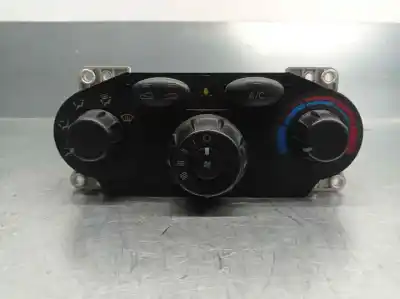 Peça sobressalente para automóvel em segunda mão comando de sofagem (chauffage / ar condicionado)  por hyundai santa fe (sm) 2.4 cat referências oem iam 9725026100
