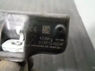 Автозапчастина б/у датчик тиску для peugeot 407 2.0 16v hdi cat (rhr / dw10bted4) посилання на oem iam 9656822980 s120123004d siemens vdo 