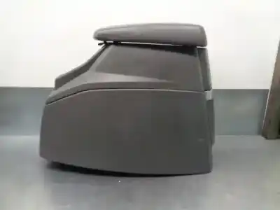 Автозапчасти б/у центральный подлокотник за ssangyong rodius ii 2.0 xdi ссылки oem iam 7790021501  