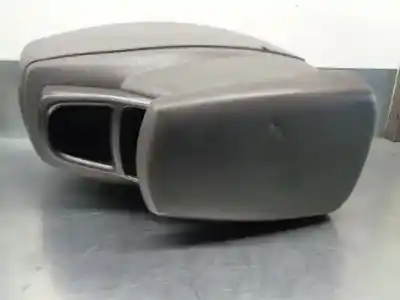 Автозапчасти б/у центральный подлокотник за ssangyong rodius ii 2.0 xdi ссылки oem iam 7790021501  