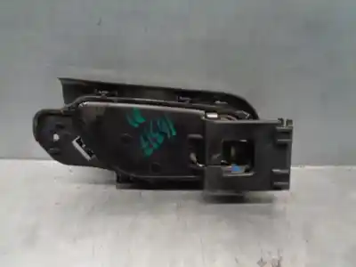 Second-hand car spare part interior left front handle for ssangyong rodius ii 2.0 xdi oem iam references 7241021002  