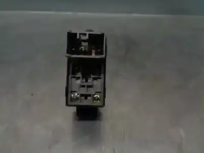 Pièce détachée automobile d'occasion commande de lève vitre arrière droit pour ssangyong rodius ii 2.0 xdi références oem iam 621w05450  