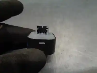 Автозапчастина б/у управління дзеркалами для audi a4 b7 avant (8ed) 2.0 tdi посилання на oem iam 8e0959565  