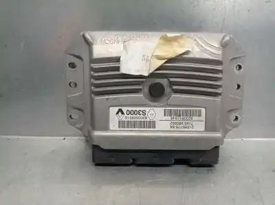 Автозапчастина б/у ебу контролер двигуна для renault scénic ii (jm0/1_) 1.6 16v (jm1r) посилання на oem iam 8200509516