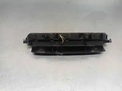 Second-hand car spare part central brake light for peugeot 306 break (7e, n3, n5) 1.6 oem iam references   
