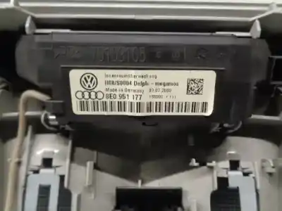 Автозапчастина б/у внутрішне світло для seat exeo st (3r5) (2009>) 2.0 tdi посилання на oem iam 8e0947135d  8e0951177