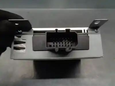 Автозапчастина б/у антенний підсилювач для seat exeo st (3r5) (2009>) 2.0 tdi посилання на oem iam 3r0035223a  