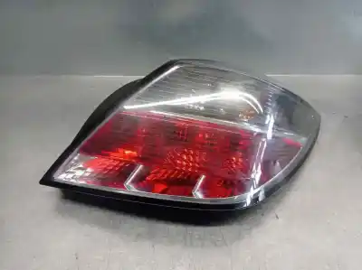Pièce détachée automobile d'occasion FEU ARRIÈRE DROIT pour OPEL ASTRA GTC  Références OEM IAM 13252444  