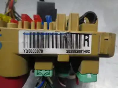 Peça sobressalente para automóvel em segunda mão caixa de fusíveis e relés por mg mg zs 1.8 16v cat referências oem iam yqe000070 53070107a ywc104500
