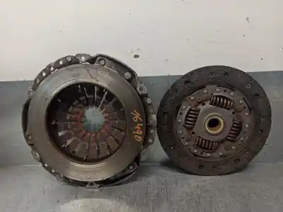 Pezzo di ricambio per auto di seconda mano kit frizione per renault clio ii fase ii (b/cb0) campus riferimenti oem iam 122033710  122033710
