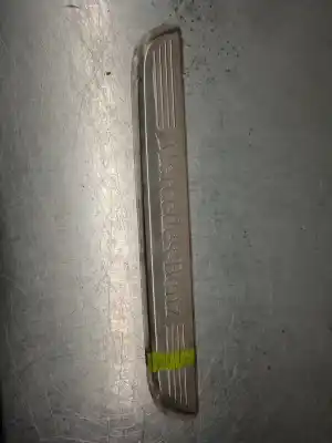 Peça sobressalente para automóvel em segunda mão moldagem por mercedes-benz clase e (w213) e 220 d (213.004) referências oem iam a2056800035