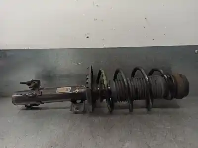 Автозапчастина б/у передній правий амортизатор для skoda rapid spaceback (nh1) 1.6 tdi посилання на oem iam 6r0413031ba  