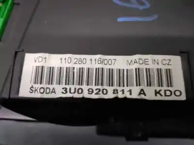 Автозапчастина б/у панель інструментів для skoda superb i (3u4) 1.9 tdi посилання на oem iam 3u0920811a  110080116007