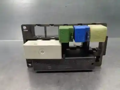 Pièce détachée automobile d'occasion relais de préchauffage pour mercedes-benz clase e (w124) familiar 2.0 16v cat références oem iam 1265420332  1245450140