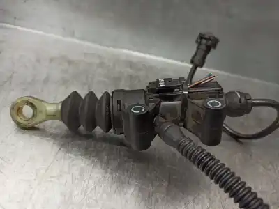 Peça sobressalente para automóvel em segunda mão bomba de embreagem por mini r55 clubman 16v cat referências oem iam 13670610  