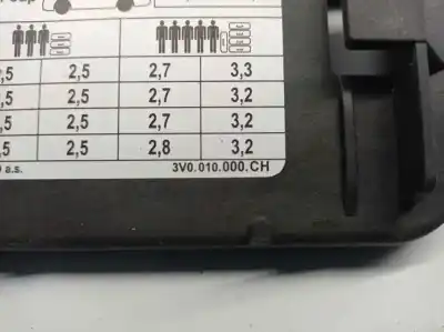 Peça sobressalente para automóvel em segunda mão tampa de combustível externa por skoda superb combi (3v5) 2.0 tdi referências oem iam 3v5809702b  3v5809702c