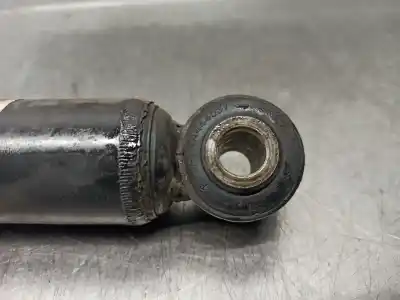 Автозапчастина б/у правий задній амортизатор для opel meriva b monospace (s10) 1.7 cdti (75) посилання на oem iam 22263945  