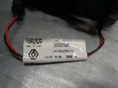 Second-hand car spare part right tailgate light for renault clio iv 0.9 oem iam references 265505796r  