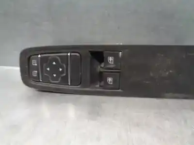 Second-hand car spare part left front power window switch for renault clio iv 0.9 oem iam references 254118722r  255700068r