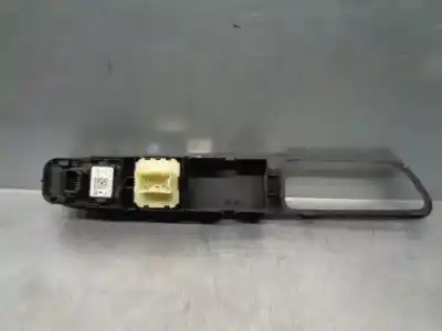Second-hand car spare part left front power window switch for renault clio iv 0.9 oem iam references 254118722r  255700068r