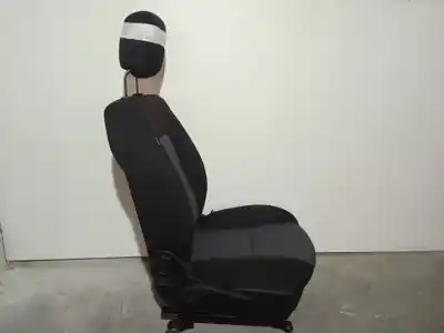 Second-hand car spare part right front seat for kia cee´d 1.6 crdi cat oem iam references 882021h455ba2  