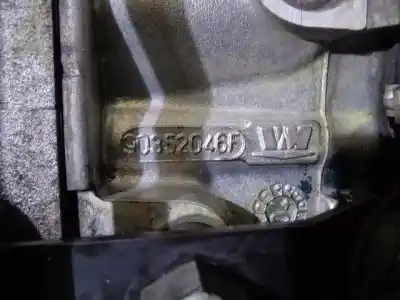 Pezzo di ricambio per auto di seconda mano motore completo per chrysler voyager (rg) motor 2.8 ltr. - 110 kw crd cat riferimenti oem iam enr / vm28 04666500aa 5y527600r