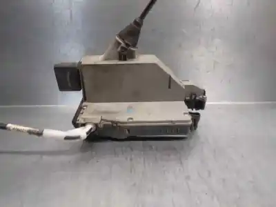 Peça sobressalente para automóvel em segunda mão fechadura da porta traseira esquerda por peugeot 208 i (ca_, cc_) 1.2 vti 82 referências oem iam 9688081080