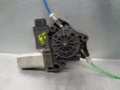 Автозапчастина б/у регулятор вікна передній лівий для opel corsa e (x15) 1.3 cdti (08 68) посилання на oem iam 13298153  