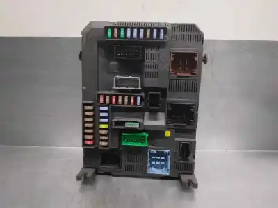 Peça sobressalente para automóvel em segunda mão caixa de fusíveis e relés por peugeot 208 i (ca_, cc_) 1.2 vti 82 referências oem iam 9678355980