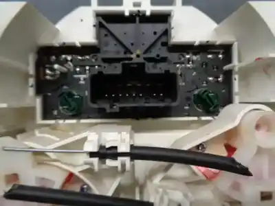 Peça sobressalente para automóvel em segunda mão comando de sofagem (chauffage / ar condicionado)  por nissan note (e11e) 1.5 dci turbodiesel cat referências oem iam 275133vu9e  05090233