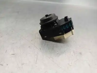 Pezzo di ricambio per auto di seconda mano controllo specchio per kia cee´d 1.6 crdi cat riferimenti oem iam 457480  