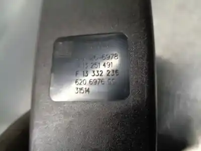 Автозапчасти б/у крюк для пояса за opel zafira tourer c (p12) 2.0 cdti (75) ссылки oem iam 13251491 3ª fila 