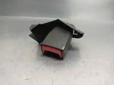 Автозапчасти б/у крюк для ремня задний правый за audi a6 berlina (4f2) 2.7 tdi ссылки oem iam 4f0857740d