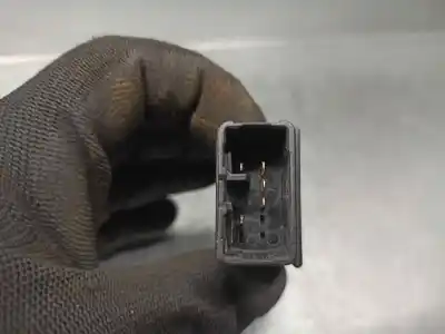 Pezzo di ricambio per auto di seconda mano interruttore per opel monterey ltd riferimenti oem iam 0960f72  