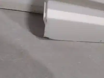 İkinci el araba yedek parçası arka sol kapi için jeep compass 2.0 crd cat oem iam referansları 5074959aa  