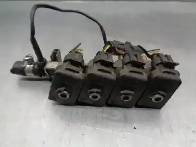 Автозапчасти б/у рампа инжектора за audi a6 avant (4b5) 1.8 20v turbo ссылки oem iam evo08  036235