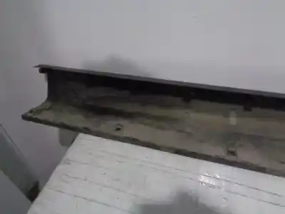 Автозапчастина б/у бічна сподниця для ssangyong actyon 2.0 td cat посилання на oem iam 7957731000  