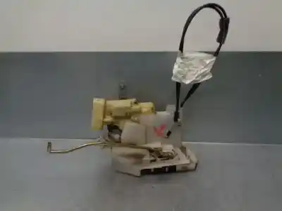 Peça sobressalente para automóvel em segunda mão fechadura da porta dianteira esquerda por lexus gs300 (jzs160) 3.0 24v cat referências oem iam 6904030830