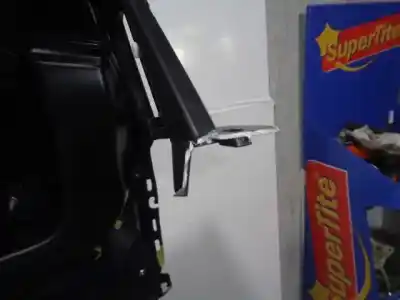 Peça sobressalente para automóvel em segunda mão tablier por ford focus iii 1.6 tdci referências oem iam 1851699  