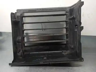 Pièce détachée automobile d'occasion GRILLE DE RADIATEUR AVANT pour BMW SERIE 3 BERLINA (E46)  Références OEM IAM 0931642  157048048