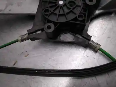 Автозапчастина б/у регулятор переднього правого скла для opel corsa d (s07) 1.4 (l08 l68) посилання на oem iam 13447041  