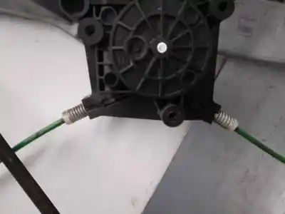 Second-hand car spare part driver left window regulator for opel corsa d (s07) 1.4 (l08 l68) oem iam references 13314156  